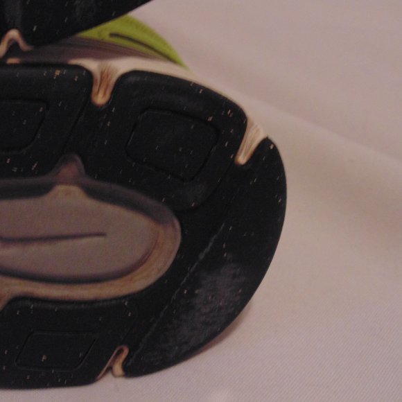 Women’s Nike Dual Fusion Run 3 Bright Yellow Running Walking 525752-700  size 9 - Picture 9 of 11